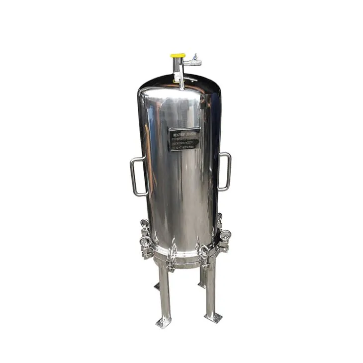 Lenticular Filter Housing